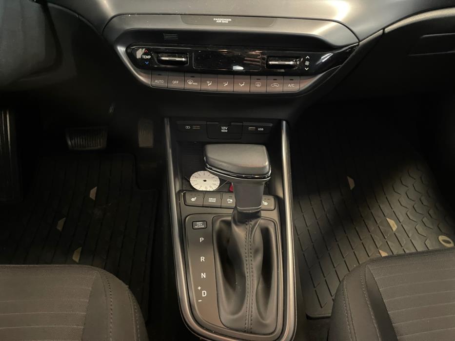 HYUNDAI i20 Hatchback 2023