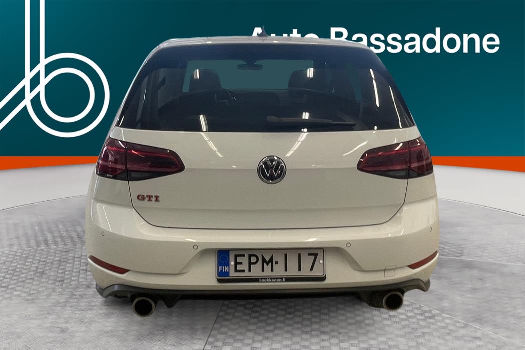 VOLKSWAGEN GOLF 2018