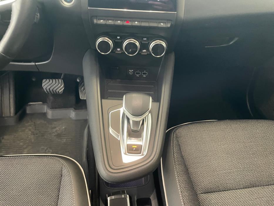 RENAULT Captur 2021