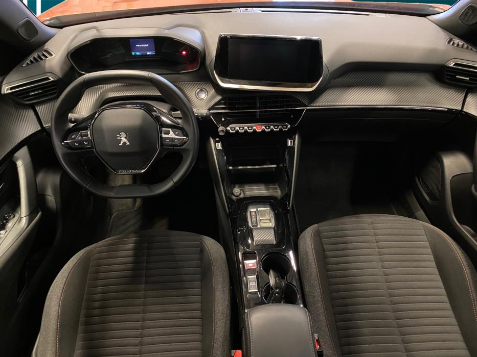 Peugeot e-2008 2023