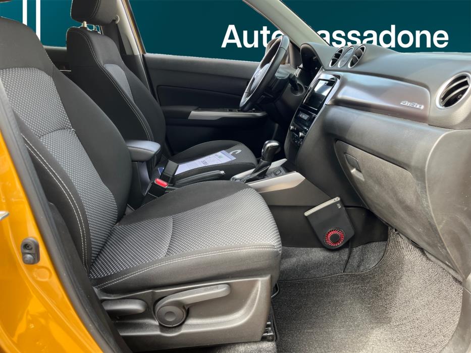 SUZUKI Vitara 2023