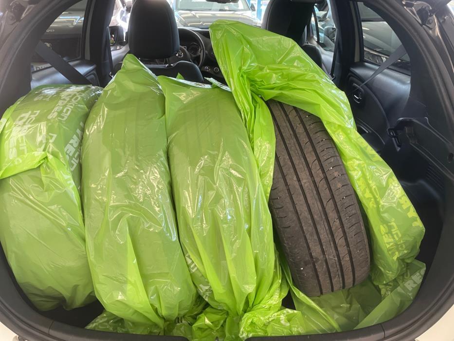 TOYOTA Yaris 2019