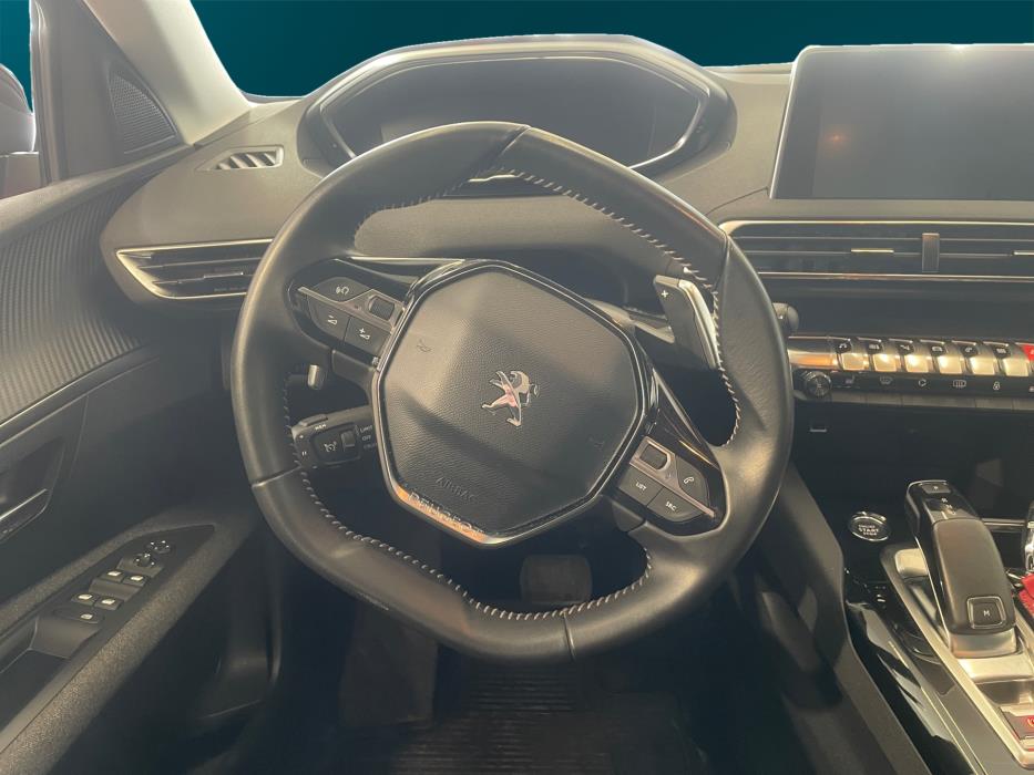 PEUGEOT 3008 2022