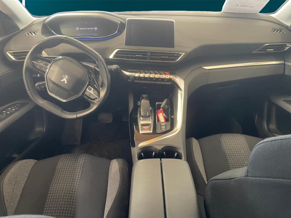 PEUGEOT 3008 2022