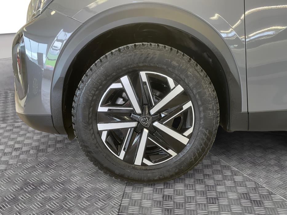PEUGEOT 2008 2024