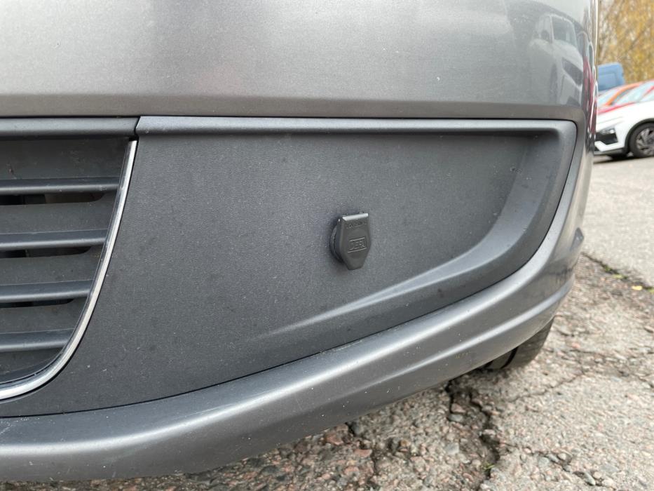 VOLKSWAGEN Touran 2014