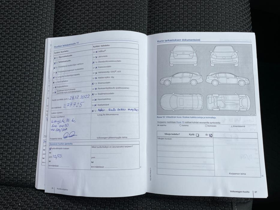 VOLKSWAGEN Touran 2014