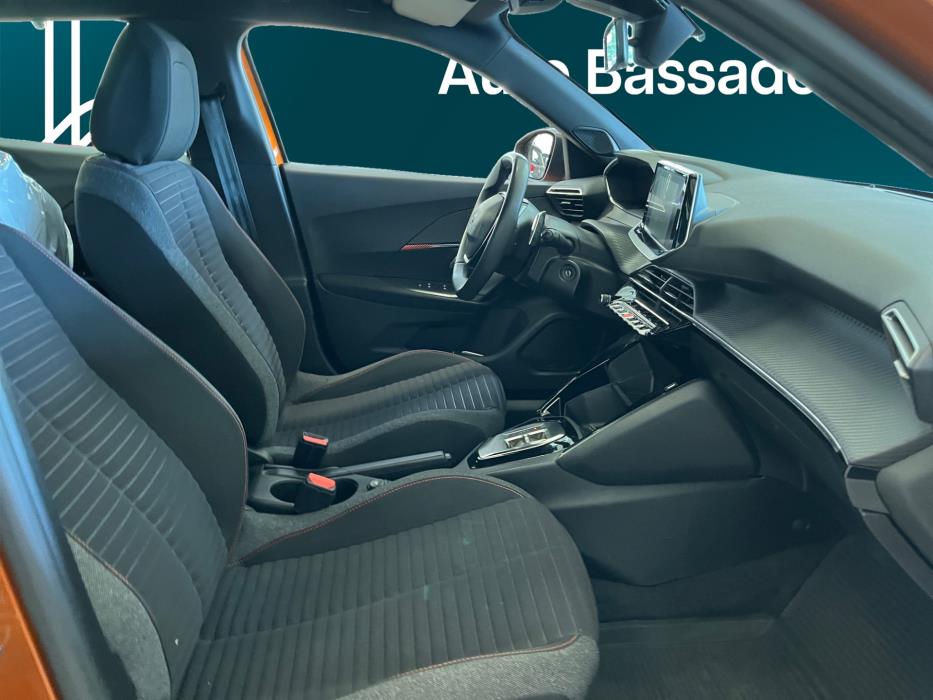 PEUGEOT 2008 2023