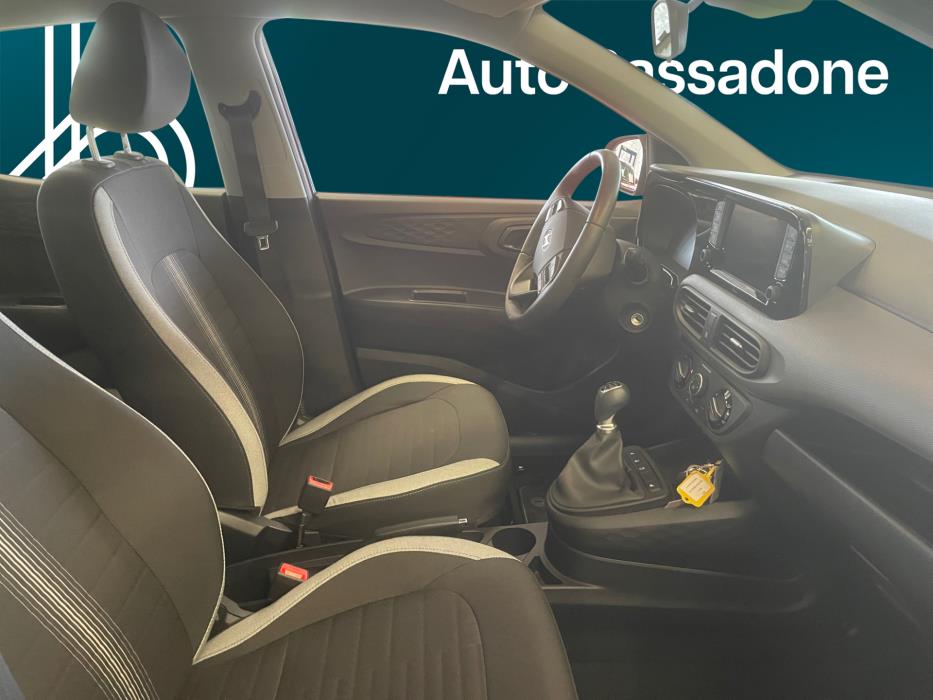 HYUNDAI I10 2025