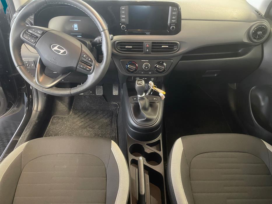 HYUNDAI I10 2025