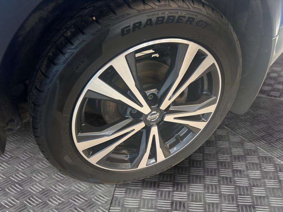 NISSAN Qashqai 2017