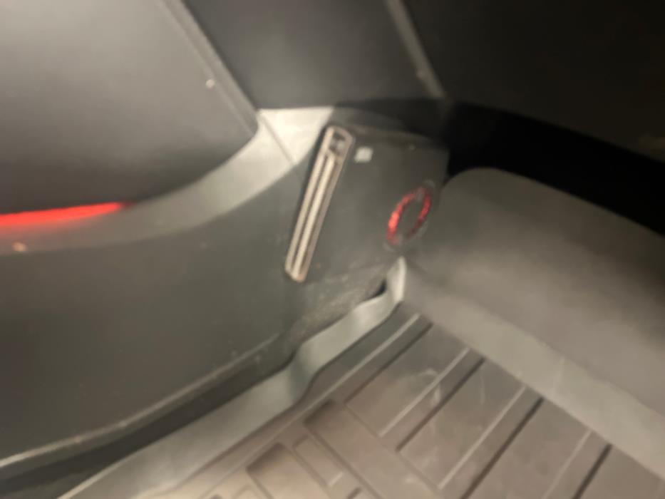 NISSAN Qashqai 2017