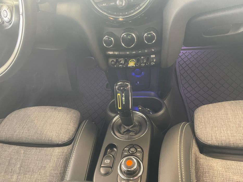 MINI Hatchback 2021