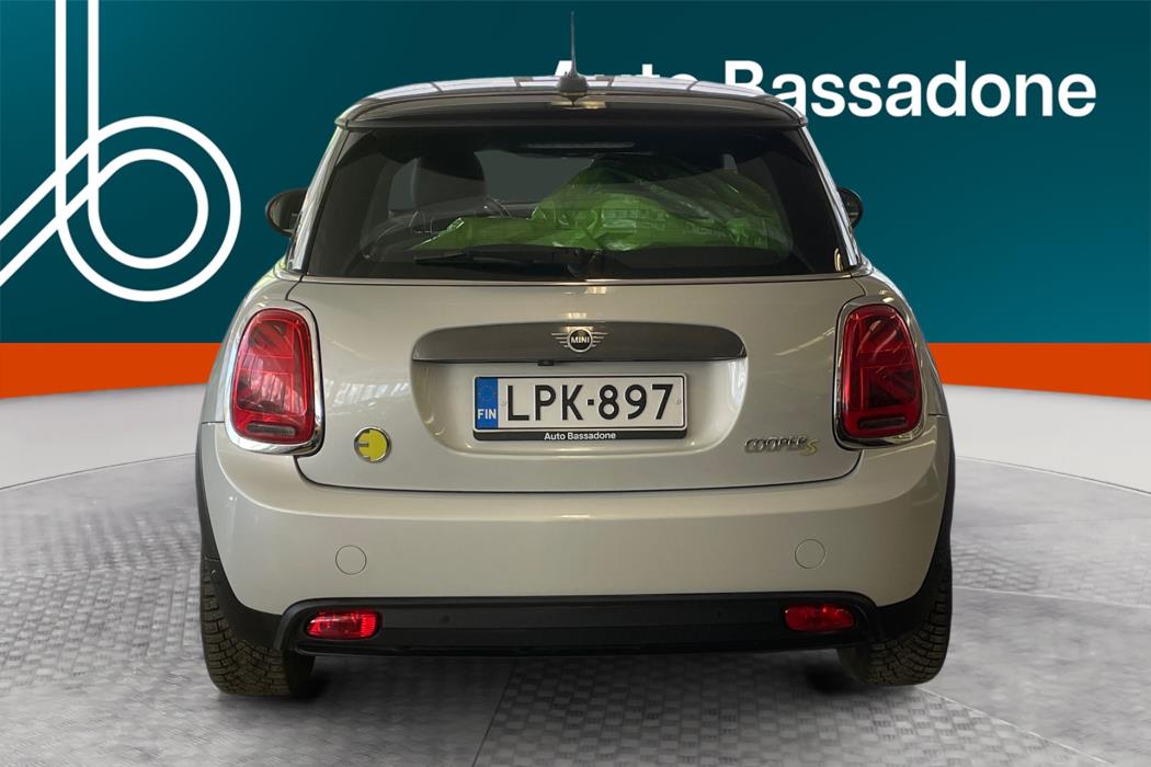 MINI Hatchback 2021