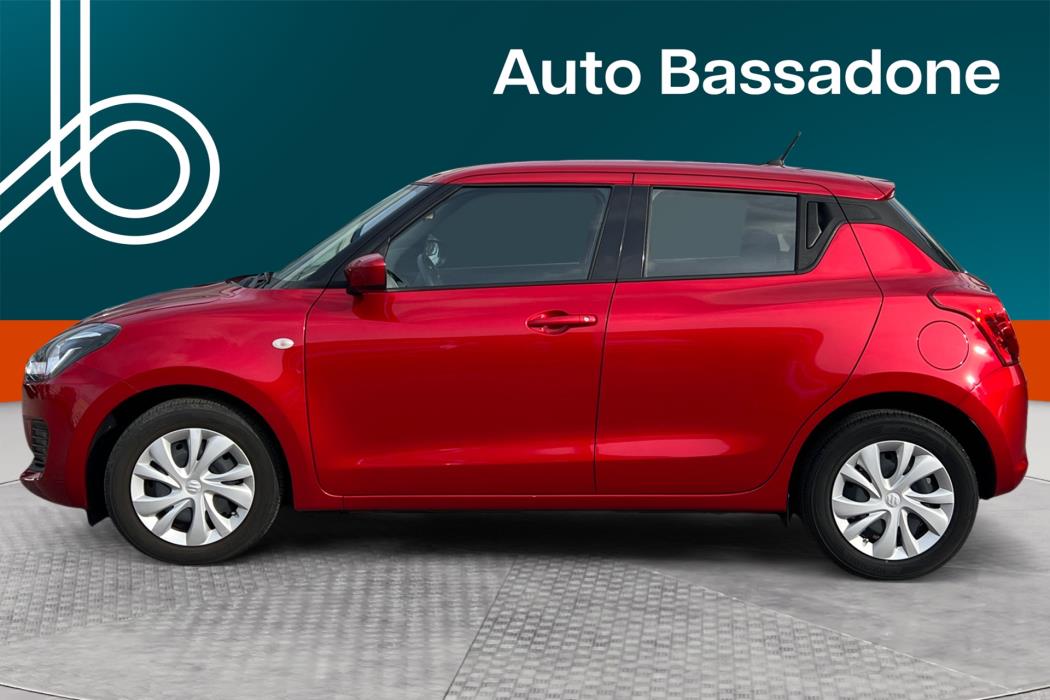 SUZUKI Swift 2021