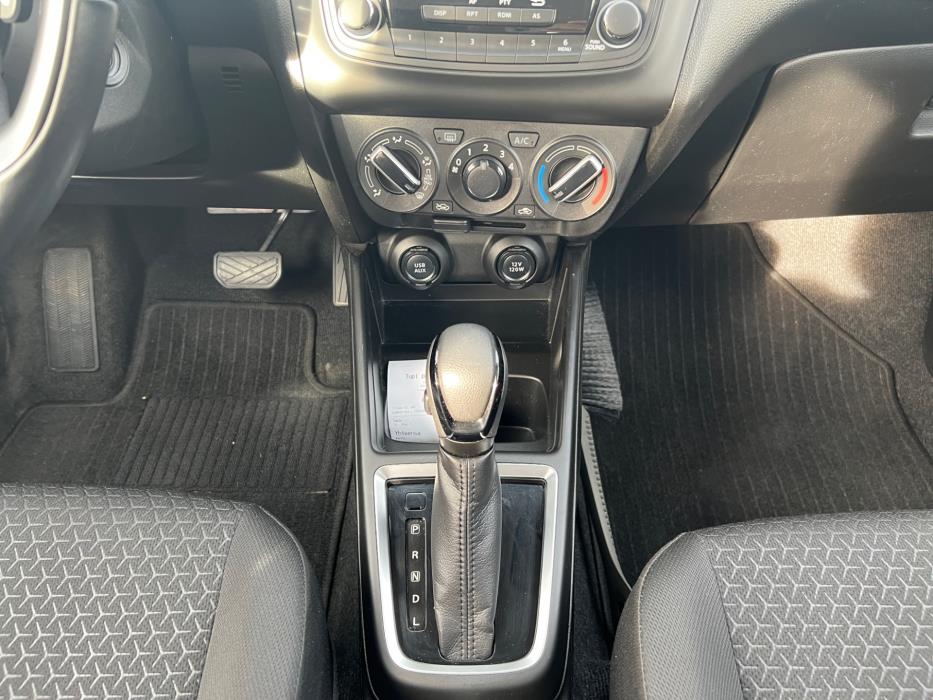 SUZUKI Swift 2021