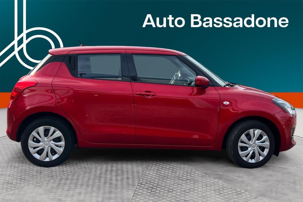 SUZUKI Swift 2021
