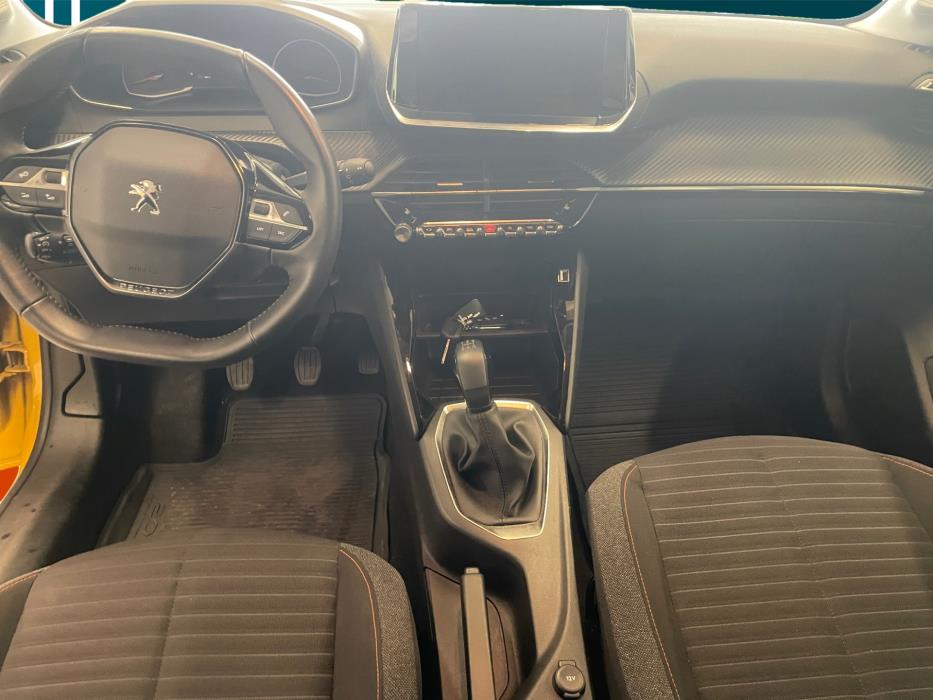PEUGEOT 208 2023
