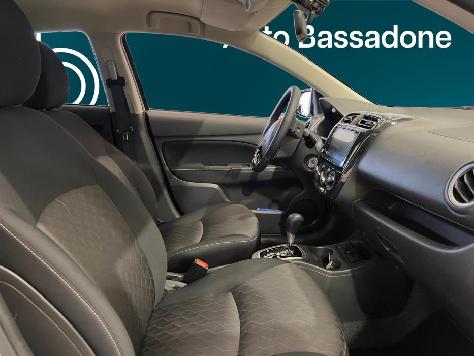 MITSUBISHI Space Star 2024