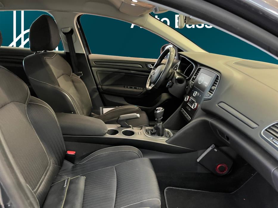 RENAULT Megane 2019