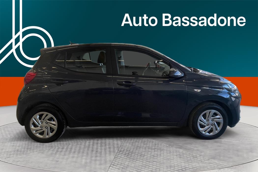 HYUNDAI i10 2024