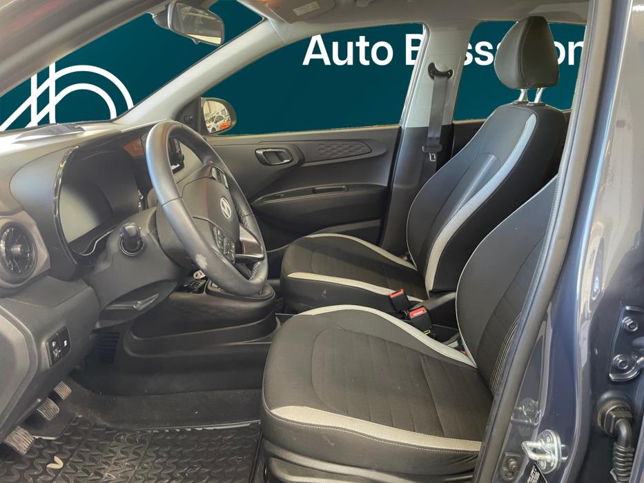 HYUNDAI i10 2024