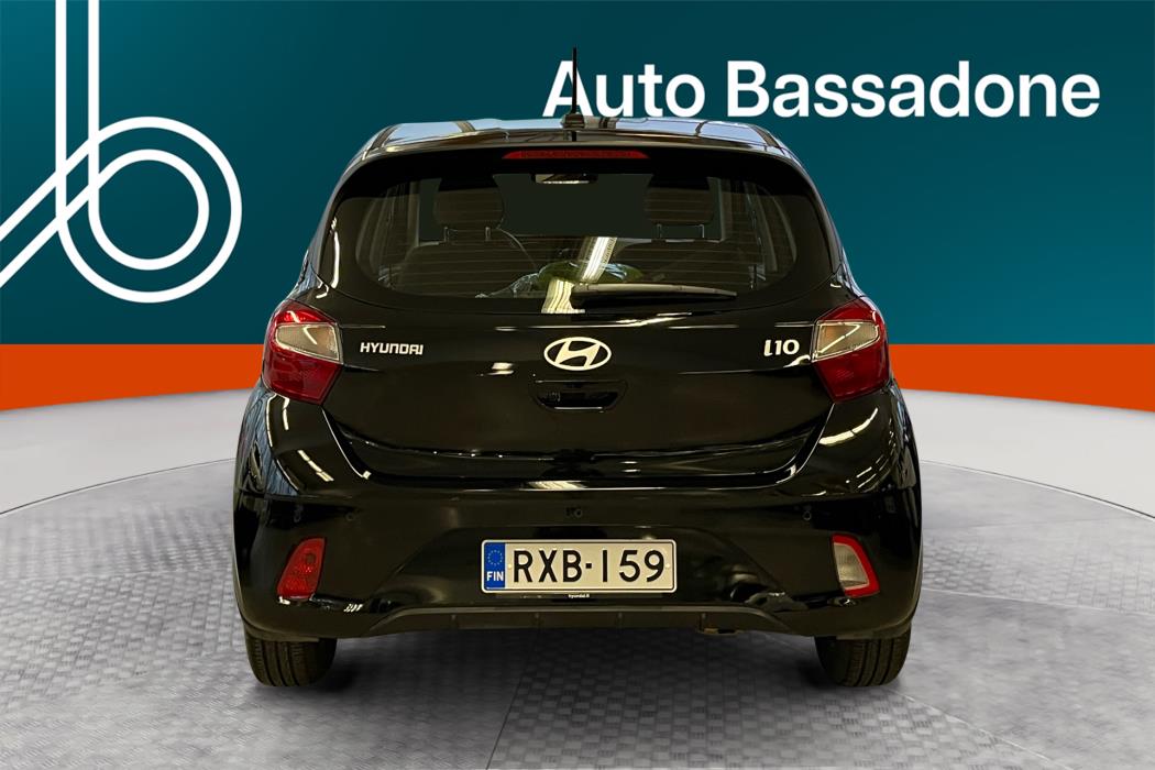 HYUNDAI i10 2024