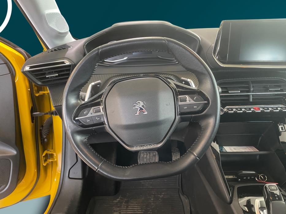 PEUGEOT 208 2020
