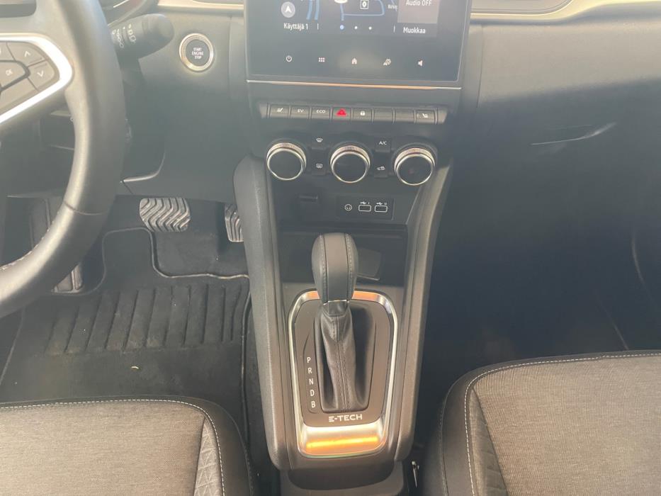 RENAULT Captur 2024