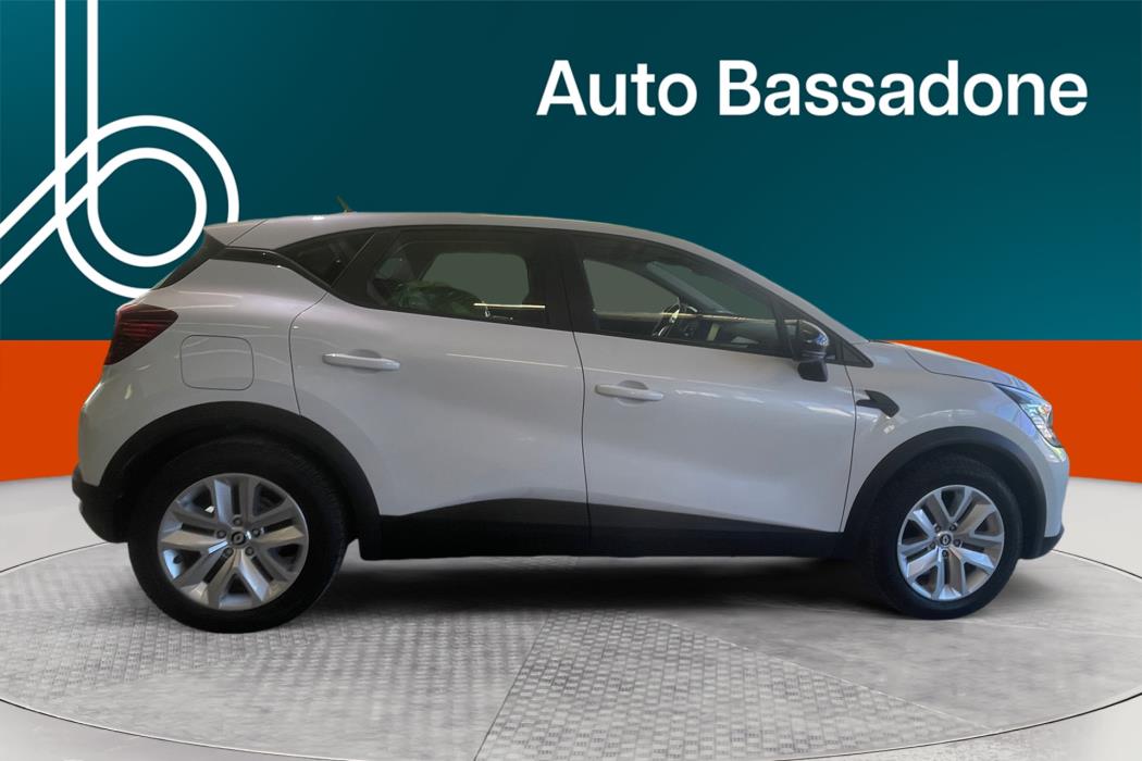 RENAULT Captur 2024