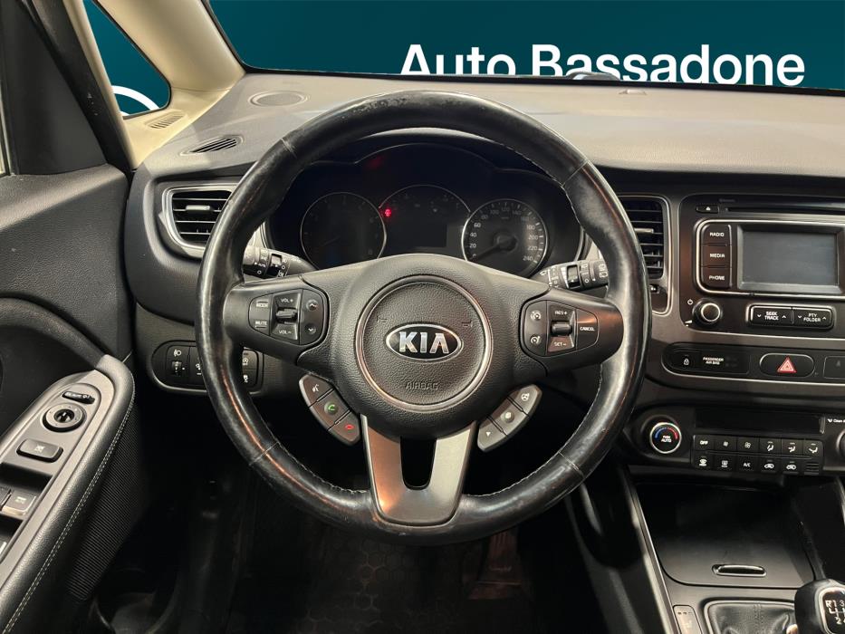 KIA Carens 2015