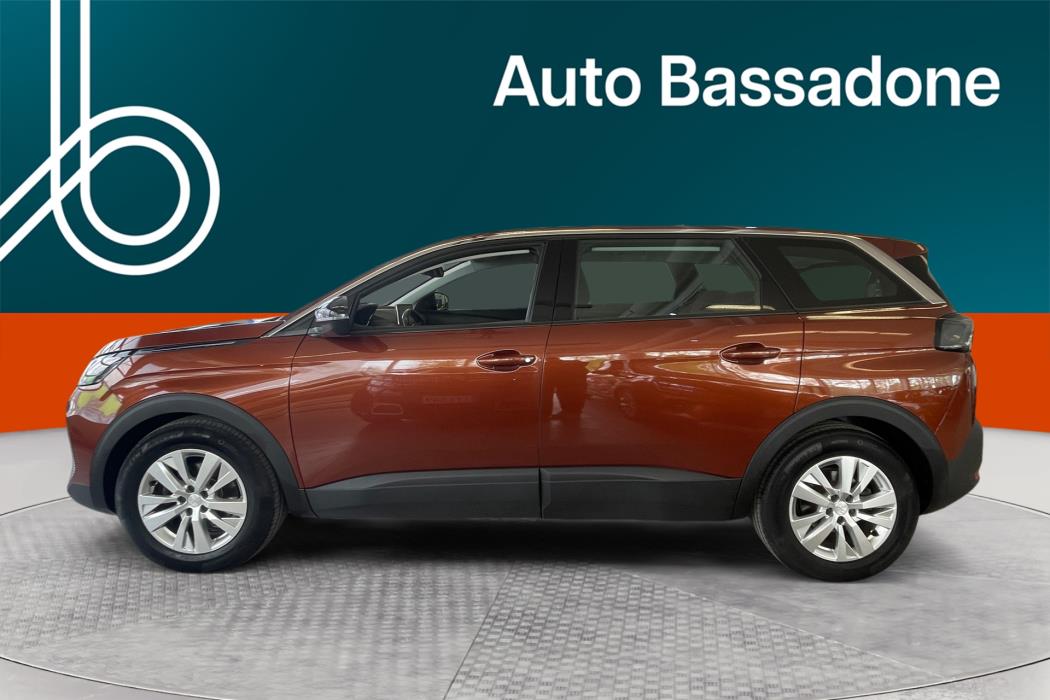 PEUGEOT 5008 2022
