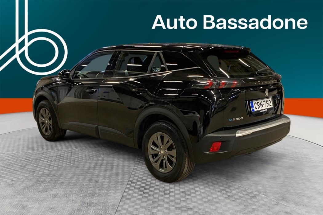 Peugeot e-2008 2023