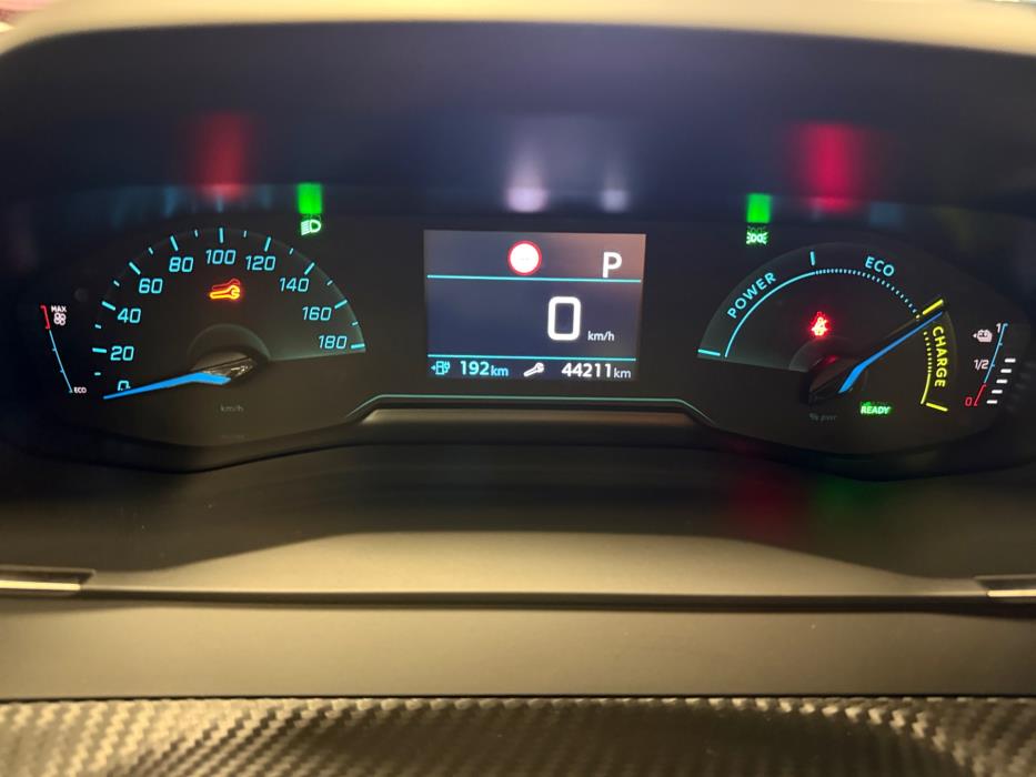 Peugeot e-2008 2023