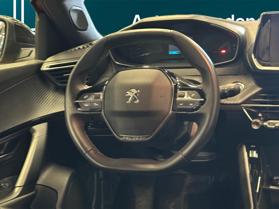 Peugeot e-2008 2023