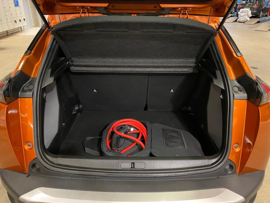 Peugeot e-2008 2023