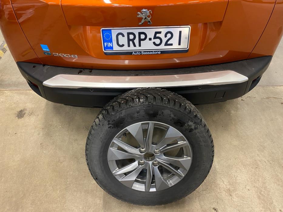 Peugeot e-2008 2023