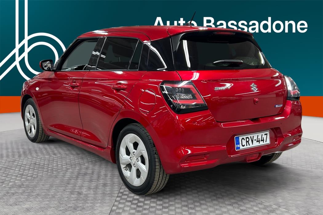SUZUKI Swift 2025