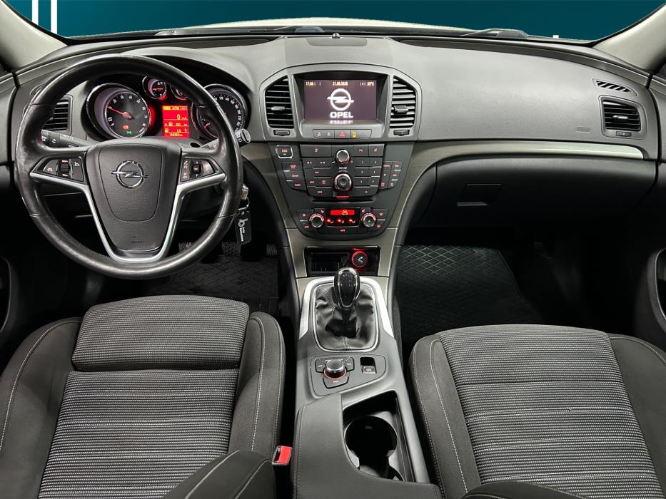 OPEL Insignia 2013