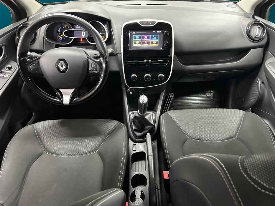 RENAULT Clio 2016