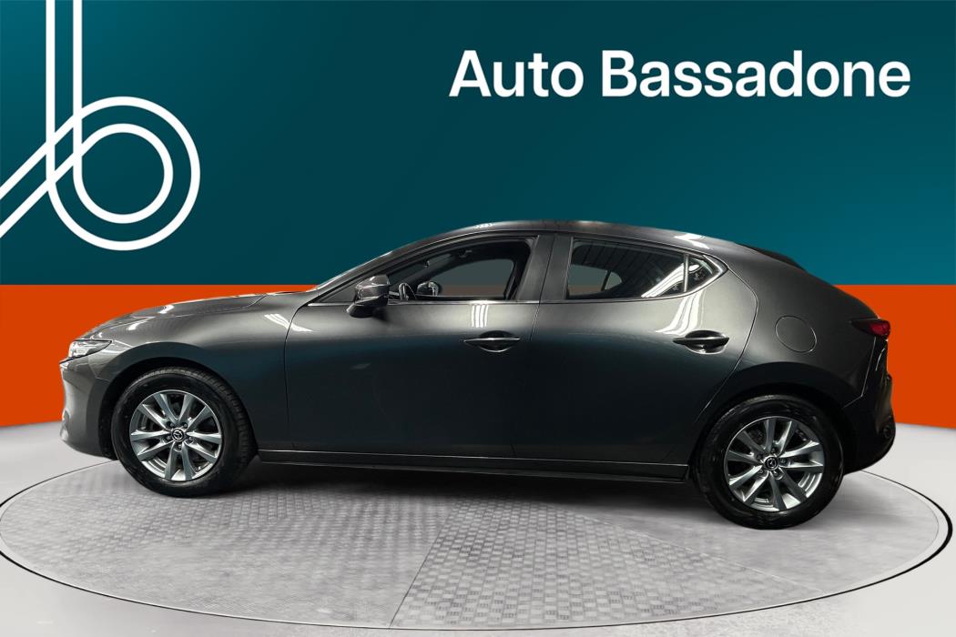 MAZDA Mazda3 2023