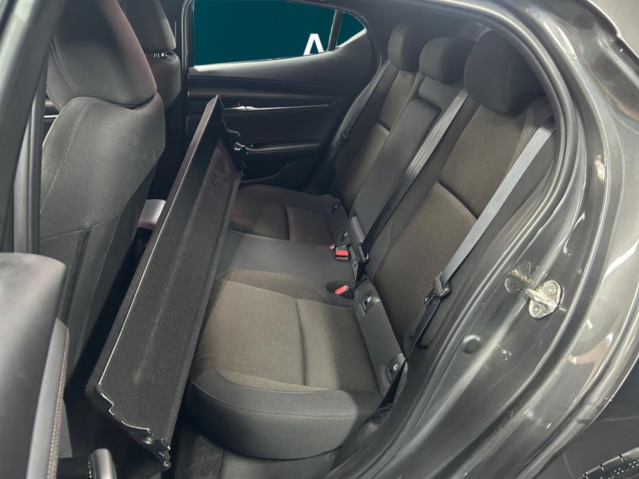 MAZDA Mazda3 2023