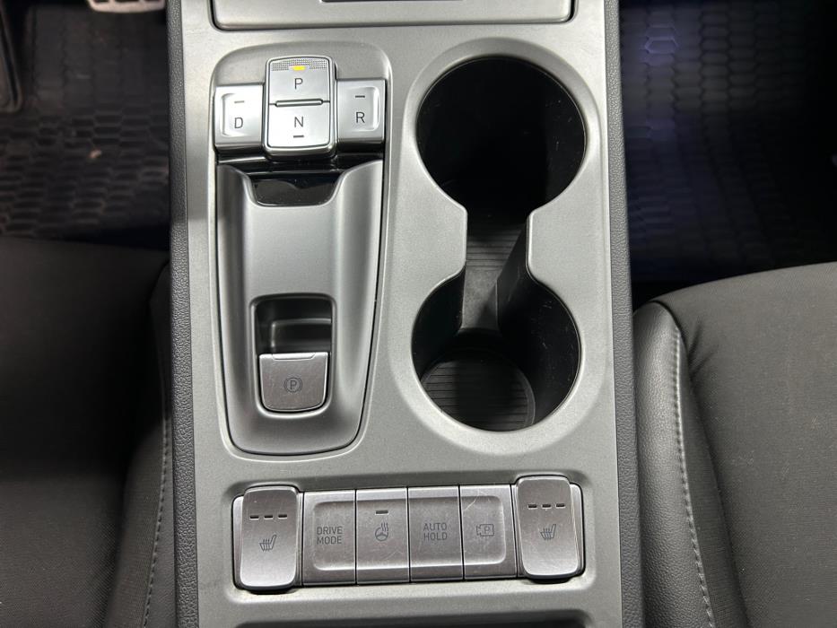HYUNDAI KONA 2021