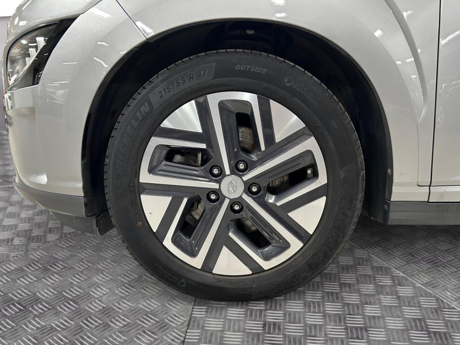 HYUNDAI KONA 2021