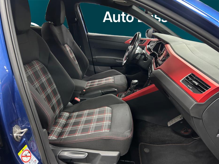 VOLKSWAGEN Polo 2020