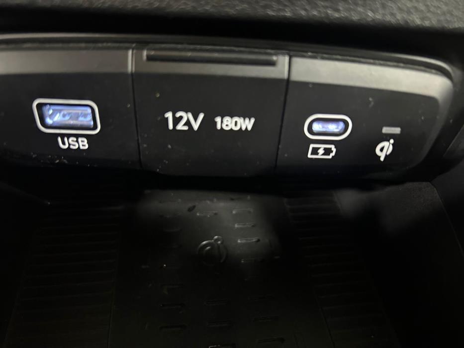 HYUNDAI i20 Hatchback 2025
