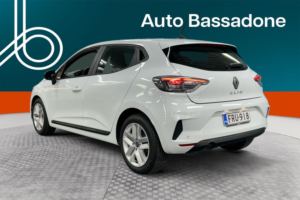 RENAULT Clio 2025