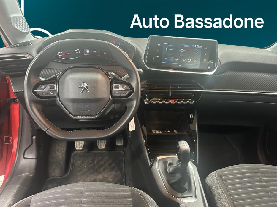 PEUGEOT 208 2022