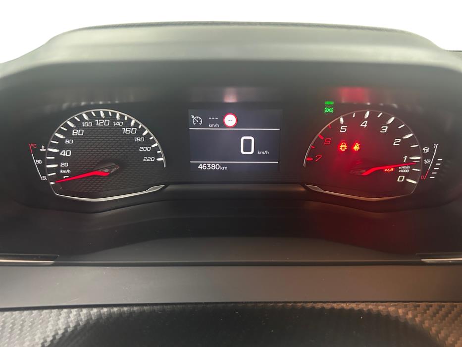 PEUGEOT 208 2022