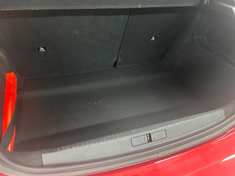 PEUGEOT 208 2022